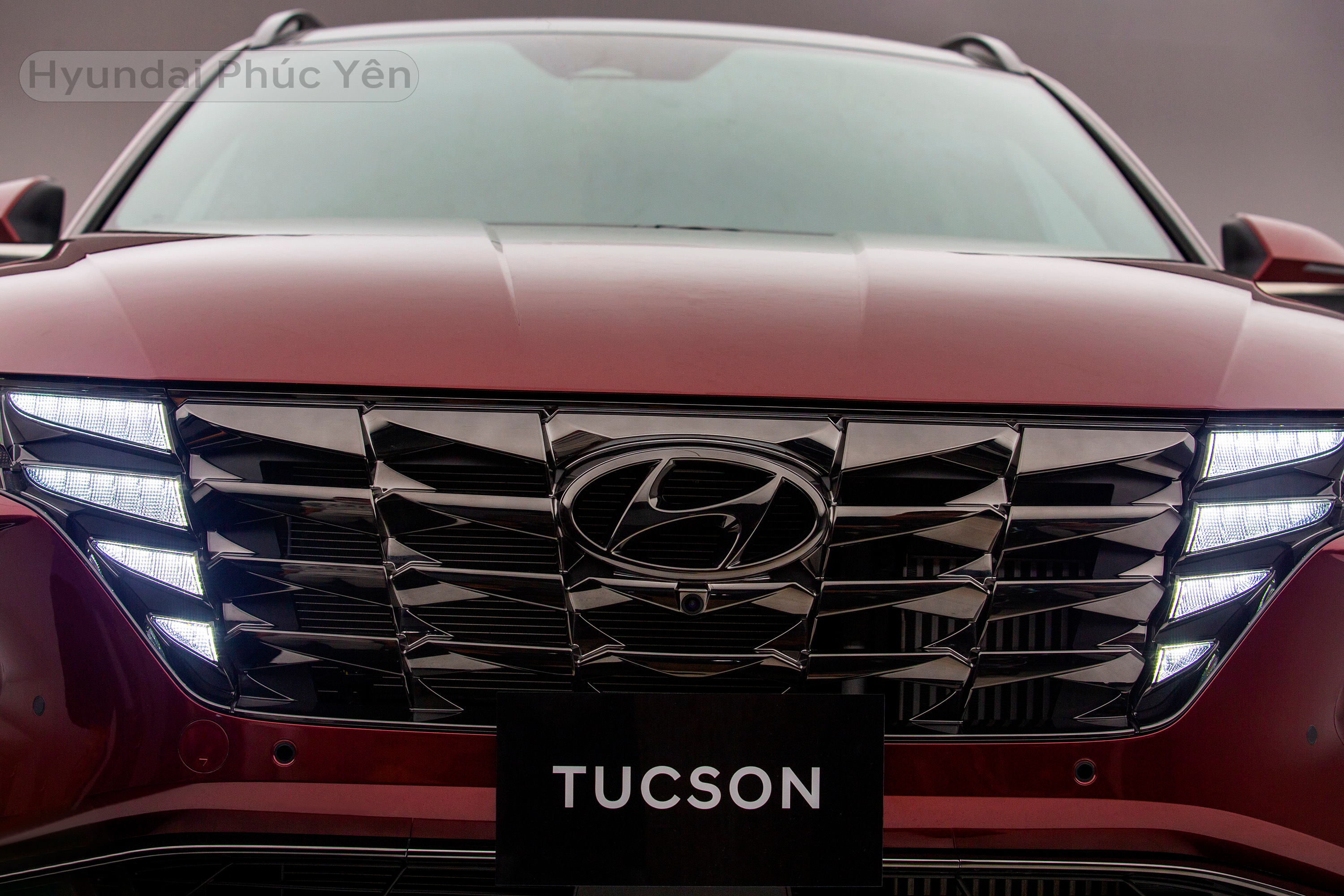 Hyundai Tucson 2023: Giá lăn bánh, thông số kỹ thuật và đánh giá chi tiết nội ngoại thất